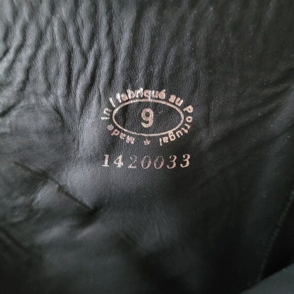 JOHN FLUEVOG has the HEEBIE JEEBIES size 9 black boots - Picture 4 of 10